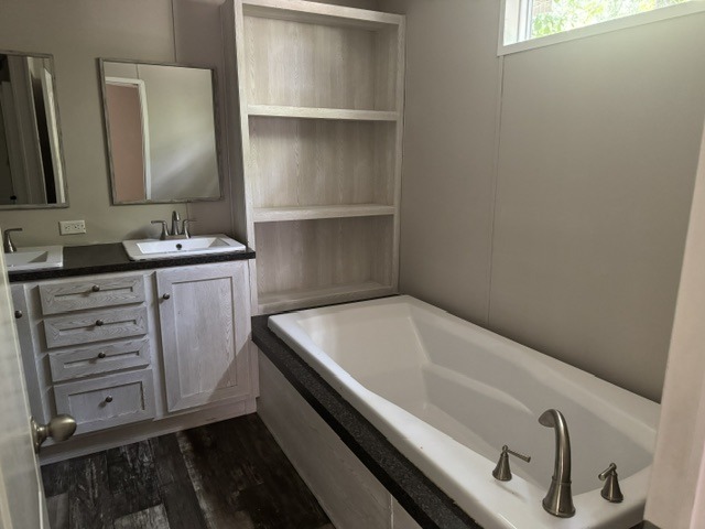967 Brentwood Dr-6