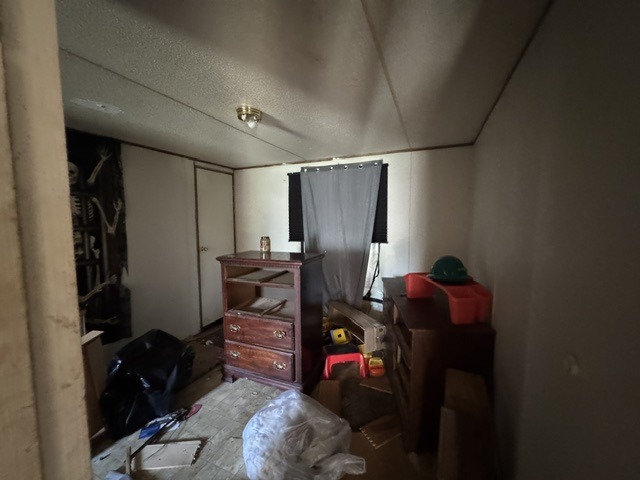 1891 High Point Cir-6