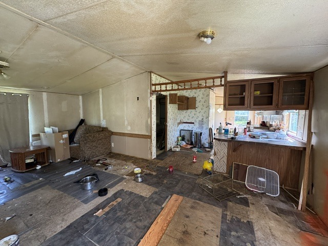 1891 High Point Cir-7