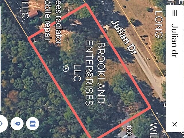 98 Julian Dr-5