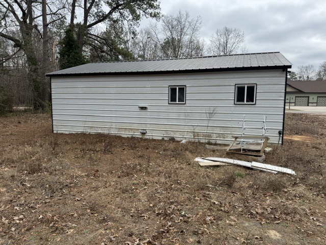 307 E College St-4