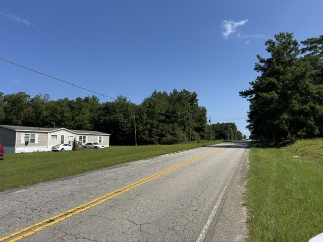 R of 2291 Shillings Bridge Rd-4