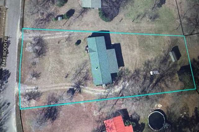 1681 Lakewood Dr-11