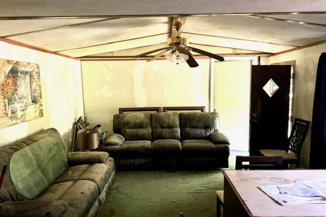 210 Micanopy Ct-4