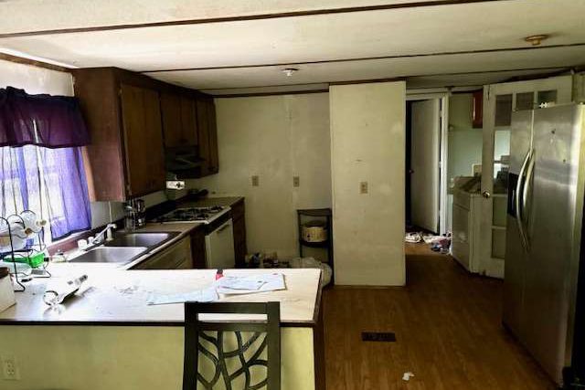 210 Micanopy Ct-5